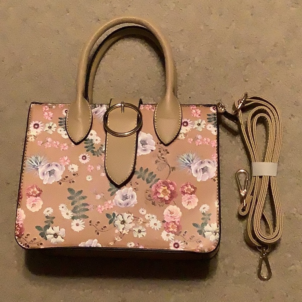La Terre handbag